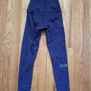 Fleo El Toro 21” purple leggings